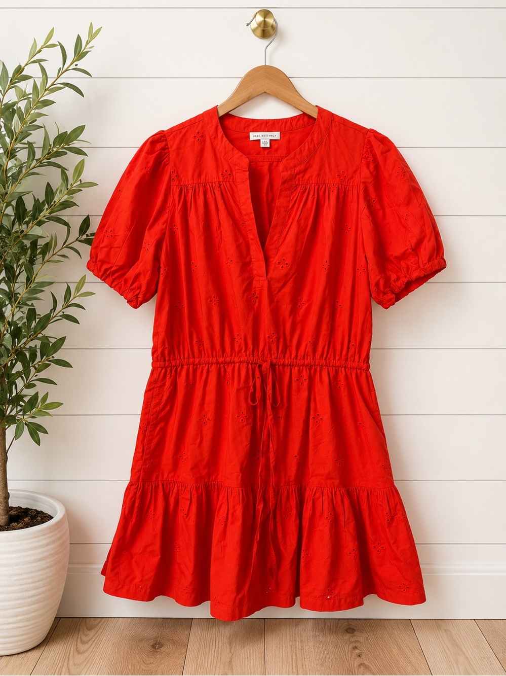 ❤️ Free Assembly Orange Eyelet Tiered Puff Sleeve Dress Size L (12-14)